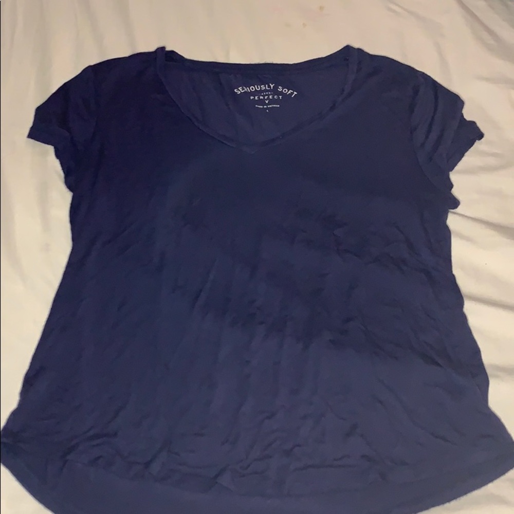 V neck tee